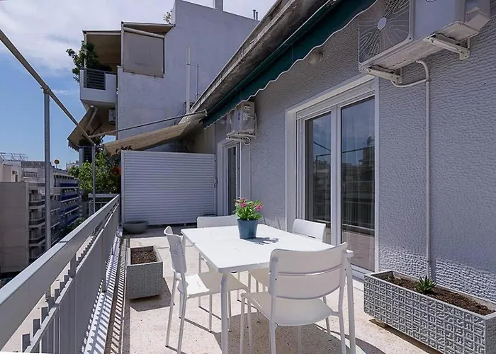 Sunlit 2Br Oasis In Metaxourghio 3Min From Metro