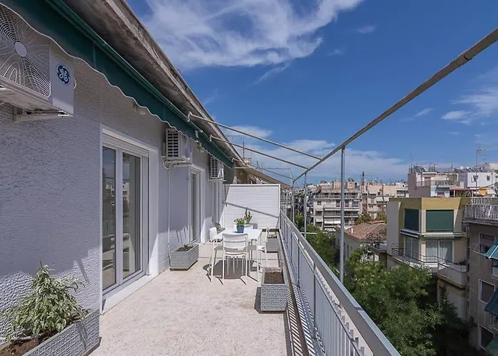 Sunlit 2Br Oasis In Metaxourghio 3Min From Metro