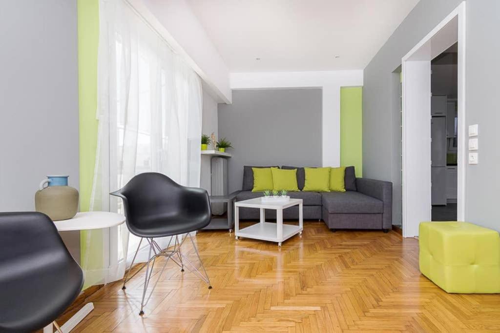 Sunlit 2br Oasis In Metaxourghio 3min From Metro