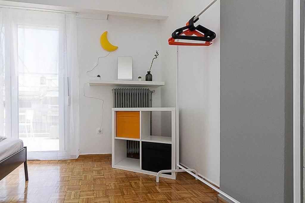Sunlit 2br Oasis In Metaxourghio 3min From Metro *